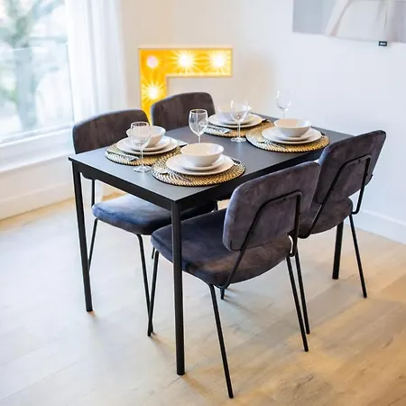 アパート Fancy 1 Bedroom 51m2 -ss177f-